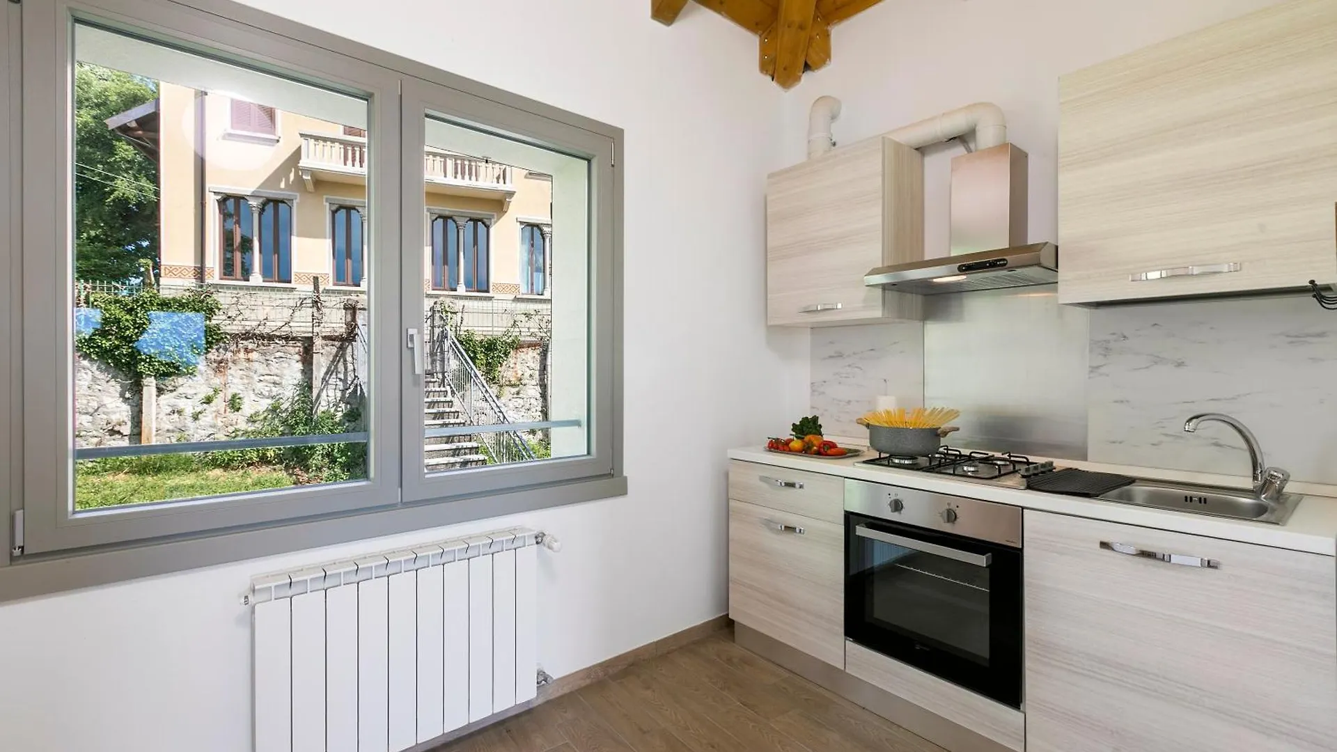 Appartement Residenza Quadrifoglio à Casalzuigno 0*,  Italie